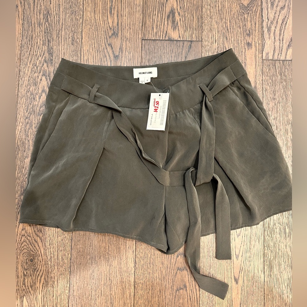 Never worn helmet lang shorts